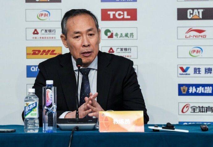 华体会app-许利民发布会怒怼队员:吊儿郎当没责任感 输的是人输的是北京形象